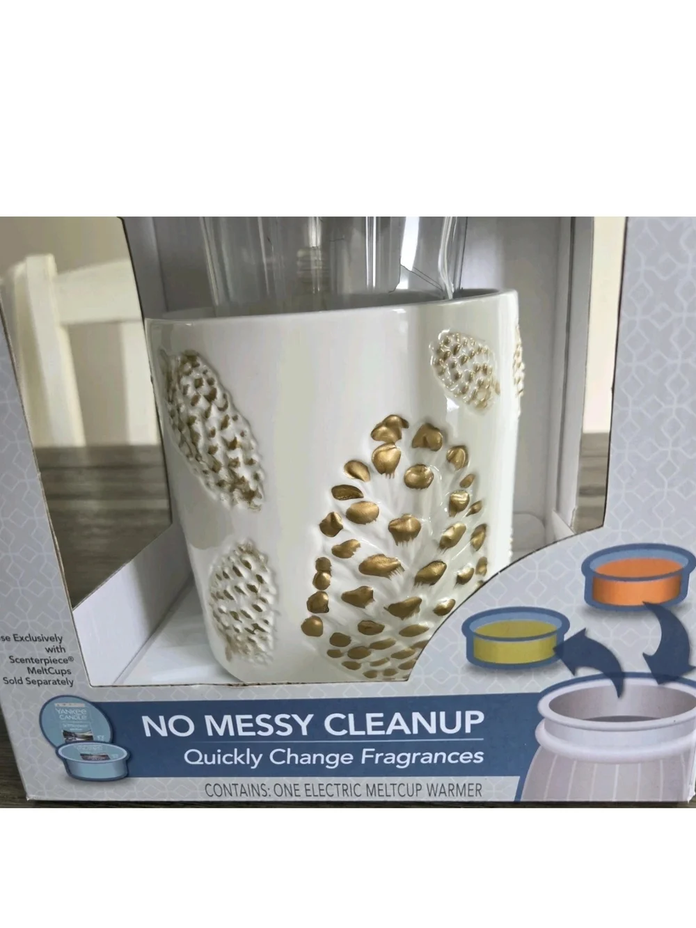 Yankee Candle Scenterpiece Meltcup Warmer Cream Gold Pinecones New Package
